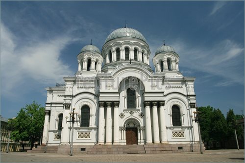      كنيسة رئيس الملائكة ميخائيل كاوناس، ليتوانيا Michael-Archangel-Church-Kaunas-Lithuania-1331571