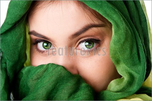 Post a pic of something GREEN. - Page 9 Ab8fFace-Green-Eyes-Scarf-1506040