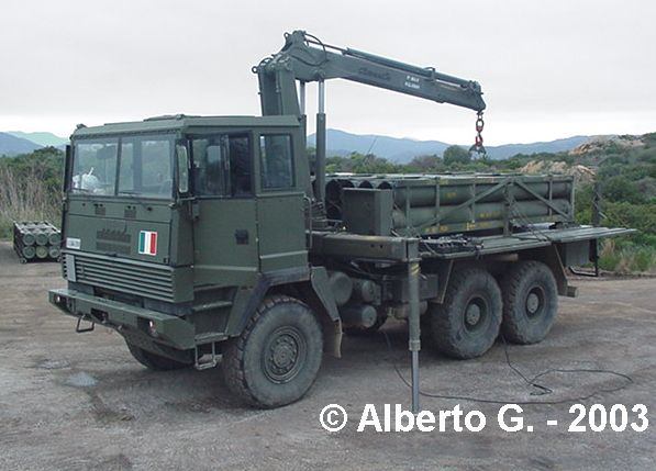 iveco actl astra nuovi autocarri forze armate sostituiscono acl acm acp Aps90_03