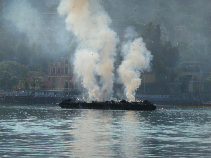 foto - feste di luglio 1-2-3 Rapallo (Ge) - Pagina 9 P1140333