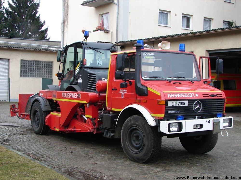 veicoli d'emergenza AB-Radlader%20Feuerwehr%20Duesseldorf%20(2)