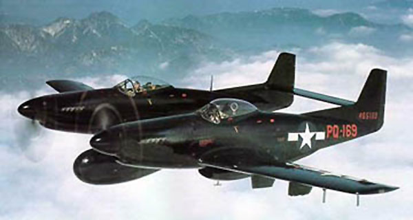 [SPECIAL HOBBY] NORTH AMERICAN F 82H TWIN MUSTANG Réf SH72203 P-82-twin-mustang-title