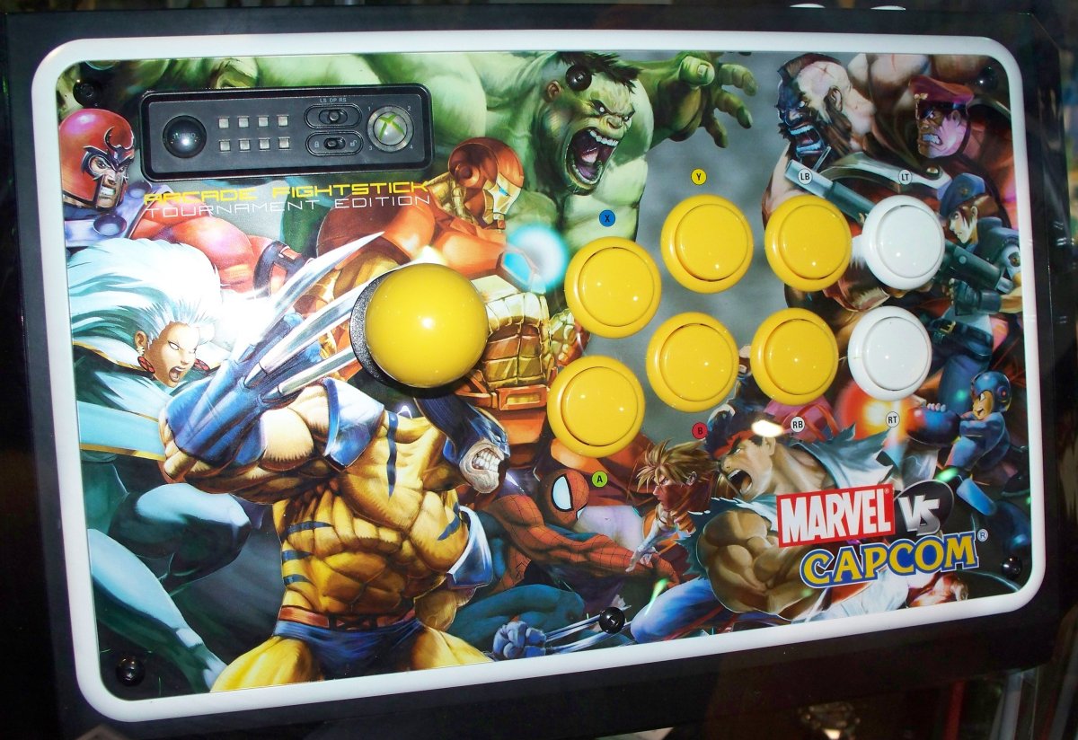 [news] marvel vs capcom hd - Page 3 Mvc2stick