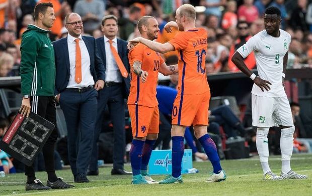 Πέντε γκολ η Ολλανδία, ήττα η Ουρουγουάη Klaa
