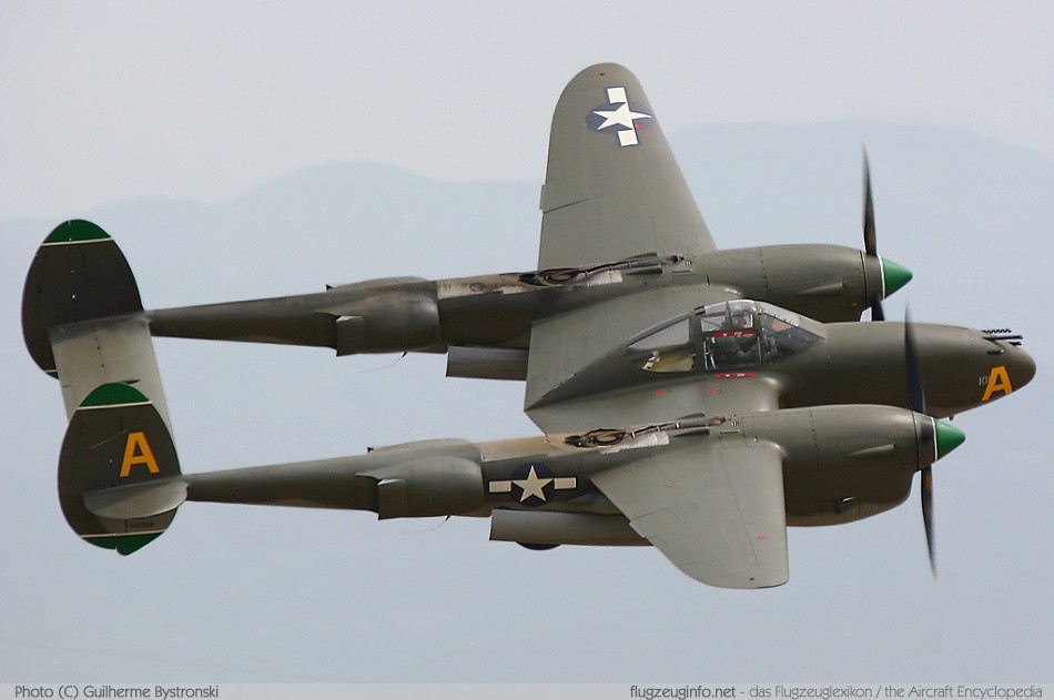 Lockheed P-38 Lightning P38_bystronski