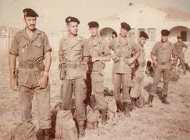 Le Bataillon de Corée en Algérie 1961/62 5_stick