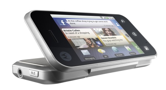 Motorola تطلق هاتف Backflip الجديد Motus_L_video