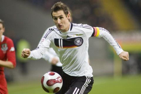  ميروسلآف كلوزة يستحق لقب أسطورة Miroslav_Klose_Germany