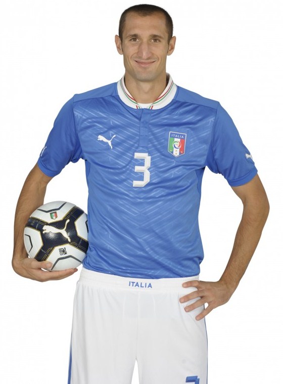 Italy Euro 2012 Kit Leaked  - Page 2 Italy-New-Kit-2012