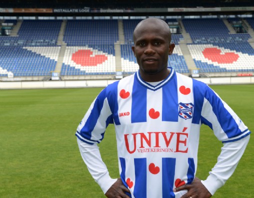 Heerenveen - Uniformes - 2012/13 Matthew-Amoah-Heerenveen-2012