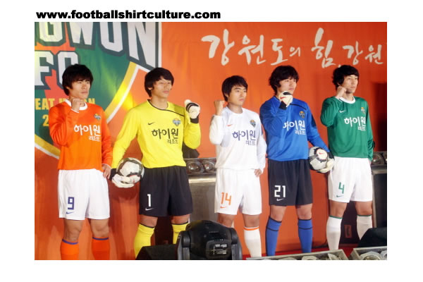 Gangwon FC 2010 Nike Football Kits Gangwon-2010-nike-kits