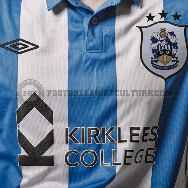 league - League One - Página 8 Huddesfield_home_1112_umbro_home_2