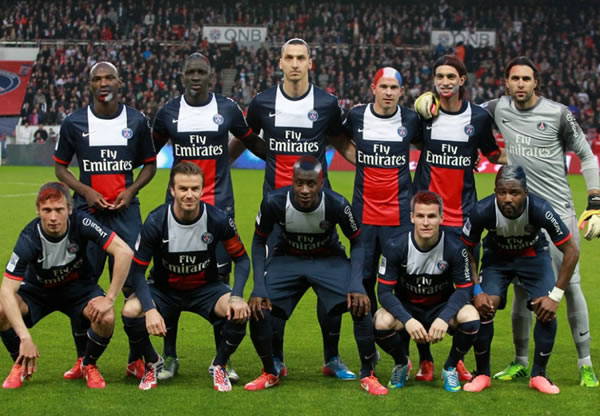 PSG - Uniforme Titular - 2013/14 PSG-13-14-nike-home-football-shirt-e