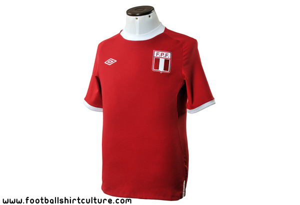      2011 2012 Peru_Umbro_Third_2011_3