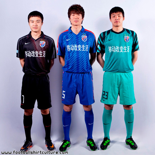 Todas as camisas do Campeonato Chinês Shanghai_2011_Nike_home_away