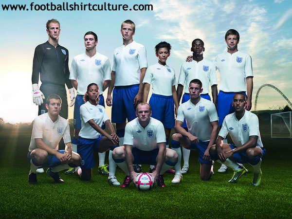 Inglaterra - Titular - 2011/13 England-11-13-umbro-home-kit-a