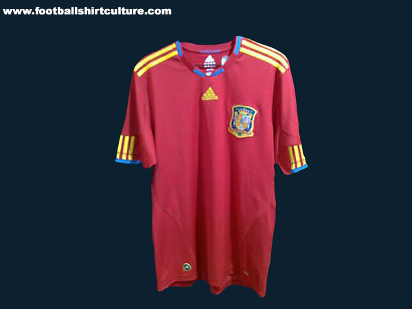 Nuevas equipaciones... Spain-10-11-adidas-world-cup-2010-home-shirt-leaked