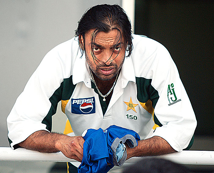 Picture Riddle 6 (solved by hassan raza) Shoaib-Akhtar5