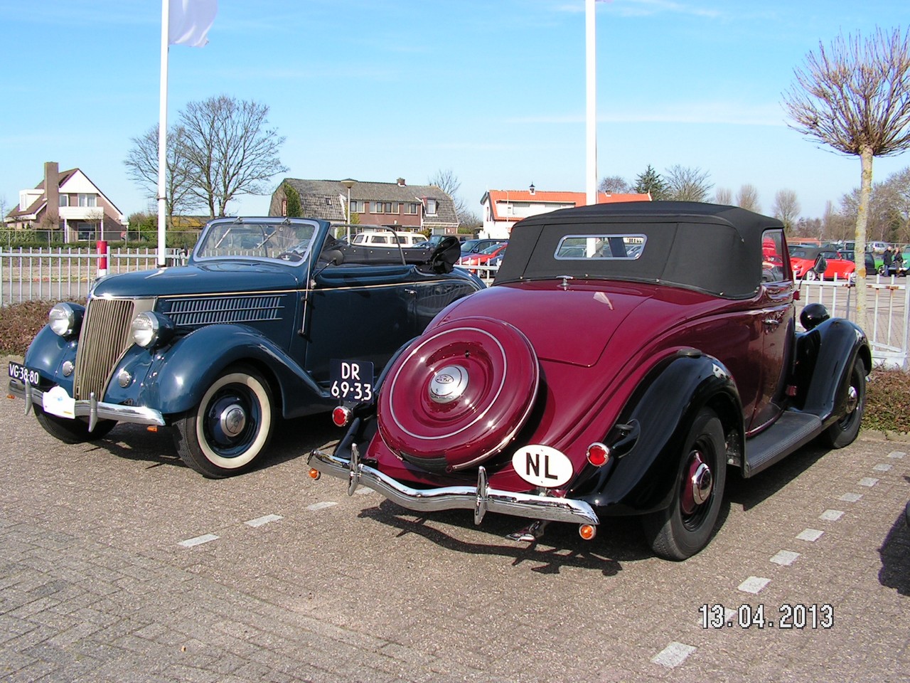 13-04-2013 Hillegom - Den Hartogh Ford Museum - Ford Museum Hyacintenrit  031(16)