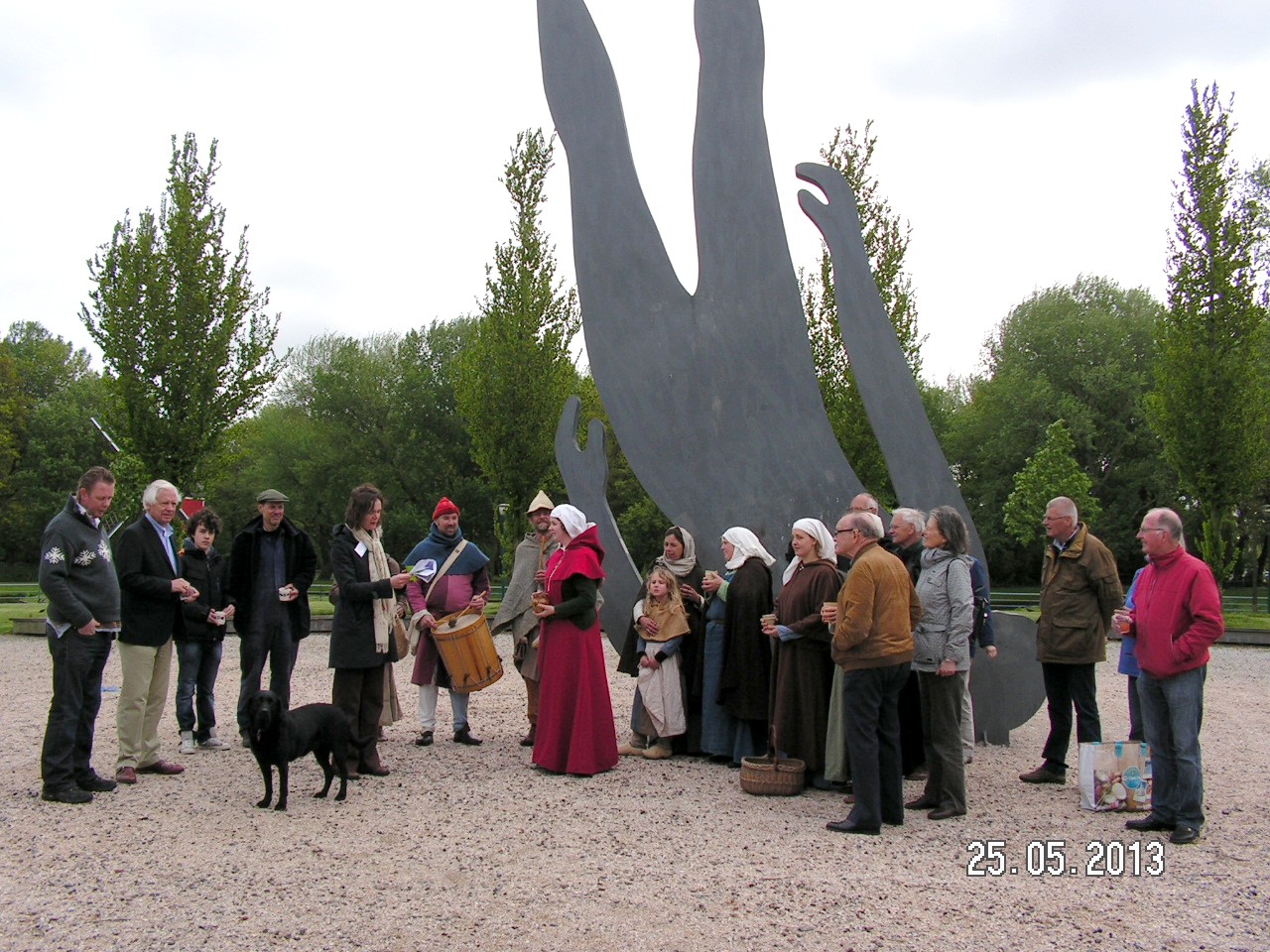 25-05-2013 Oegstgeest - Oudenhofmarkt 015(12)