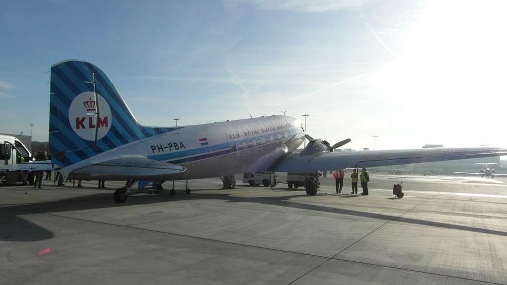 12-10-2014 Schiphol-Oost - Rondvlucht DDA Classic Airlines 12102014DDA%2815%29