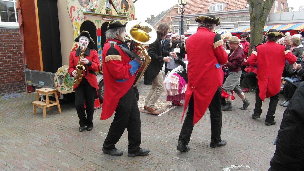 06-04-2015 Liempde - Nostalgisch evenement - Boeremèrt - Levend Draaiorgel 150406liempdeboeremert%2817%29