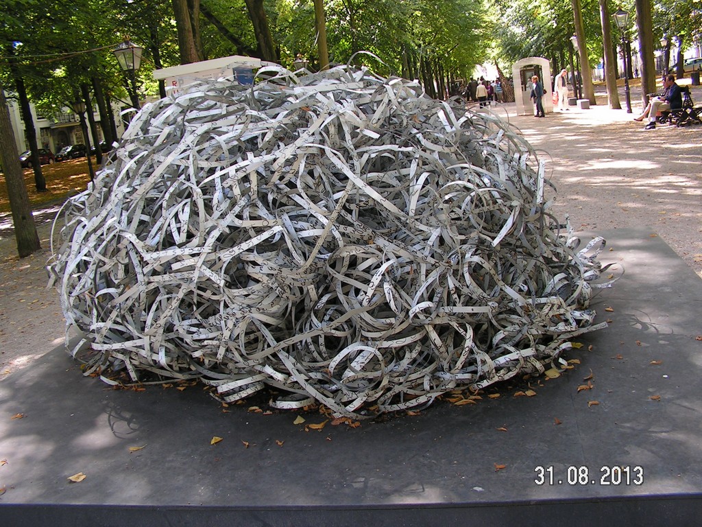  31-08-2013 Den Haag -  Lange Voorhout - Den Haag Sculptuur 2013 130831denhaagklv%2814%29