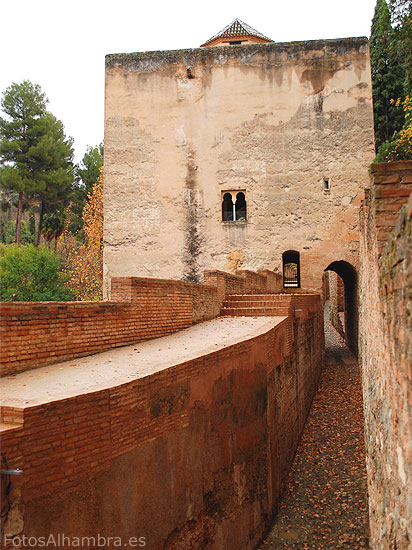 آلآنٍدُلسِ . . ~ TorreDeLasInfantasAlhambra