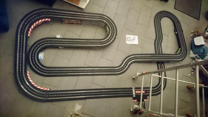 petite piste pour finir le stock de rails Img-1520368514-958