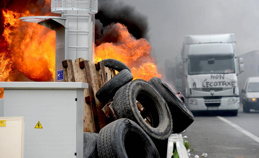 Pourquoi la crise de l'écotaxe devient le scandale Ecomouv' 2824530