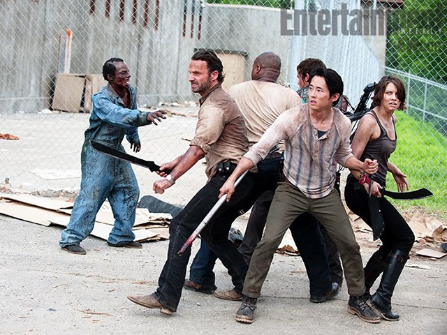 Walking Dead : Ce qui vous attend dans la saison 3 Video-the-walking-dead-saison-3