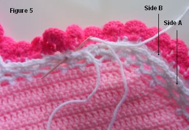 خدادية كروشية على شكل قلب مزينة بوردات بارزة Figure5-stitch-sides-together