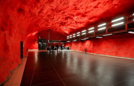 Stockholm Metrosu / Büyüleyici Stockholm-metro20-550x353