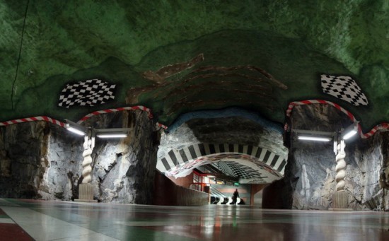 Stockholm Metrosu / Büyüleyici Stockholm-metro21-550x341