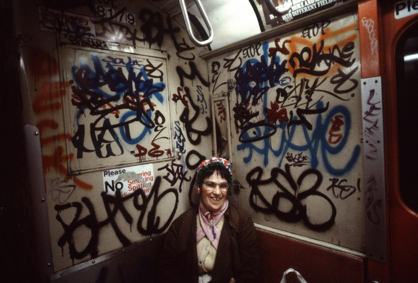 Fotografías del metro de Nueva York a principios de los 80 Subway-in-1981-10