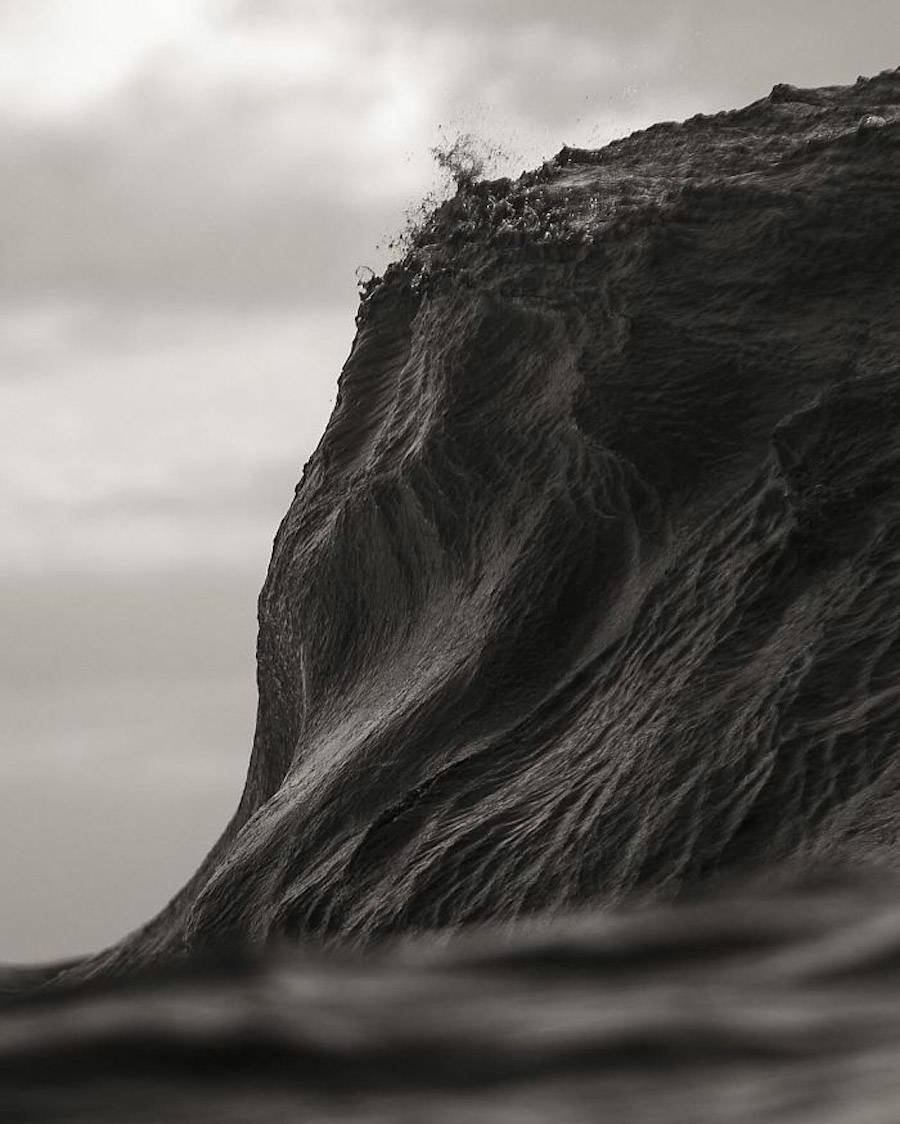 Impressive Photographs of Waves Looking Like Mountains ! By Hoel Impressive-Photographs-of-Waves-Looking-Like-Mountains-5-900x1124