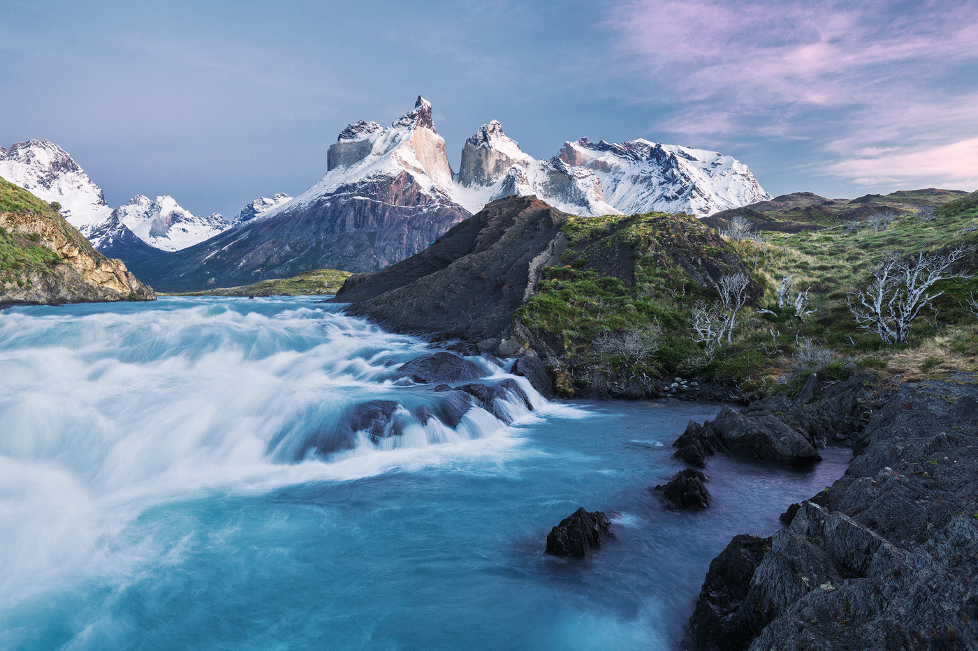 Surrounded by the Lakes and Mountains of Patagonia ! Written by Kala  Lukas-furlan-patagonia-03
