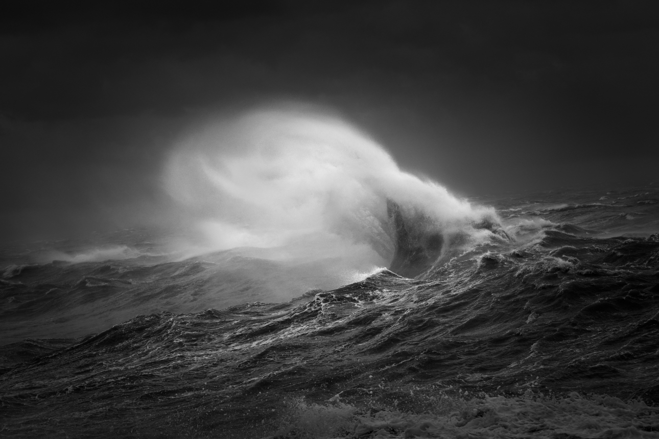 Spectacular Waves Shot by Rachael Talibart ! Written by Claire-Marine Rt2-1