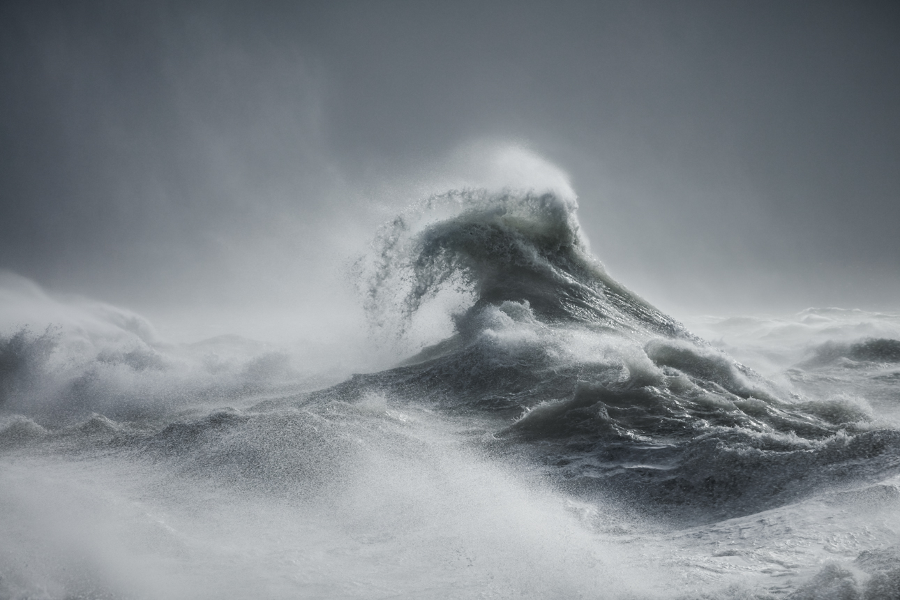 Spectacular Waves Shot by Rachael Talibart ! Written by Claire-Marine Rt3-1