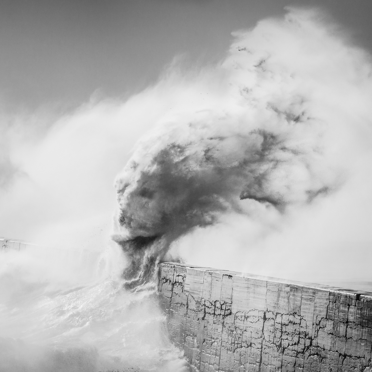 Spectacular Waves Shot by Rachael Talibart ! Written by Claire-Marine Rt9