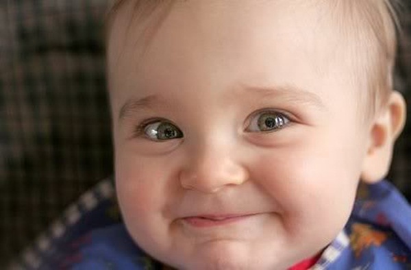 الكنـــــز الثميـــــن  - صفحة 2 Cute-babies-smile-34-photos-01