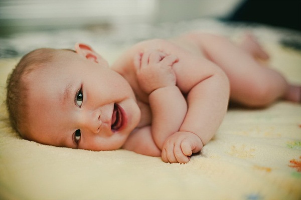 الكنـــــز الثميـــــن  - صفحة 2 Cute-babies-smile-34-photos-10