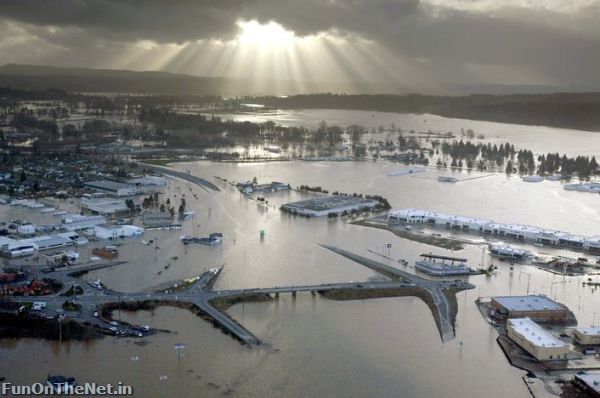 الفيضانات المروعة -- الطقس المتطرفة! Pacific_northwest_flood03