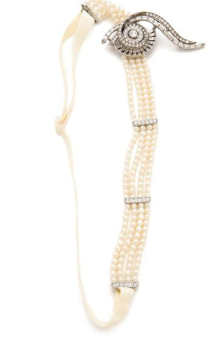 افكار مختلفة لارتداء طوق الشعر الرائع Small_our-favourite-head-band-top-shop-fustany11