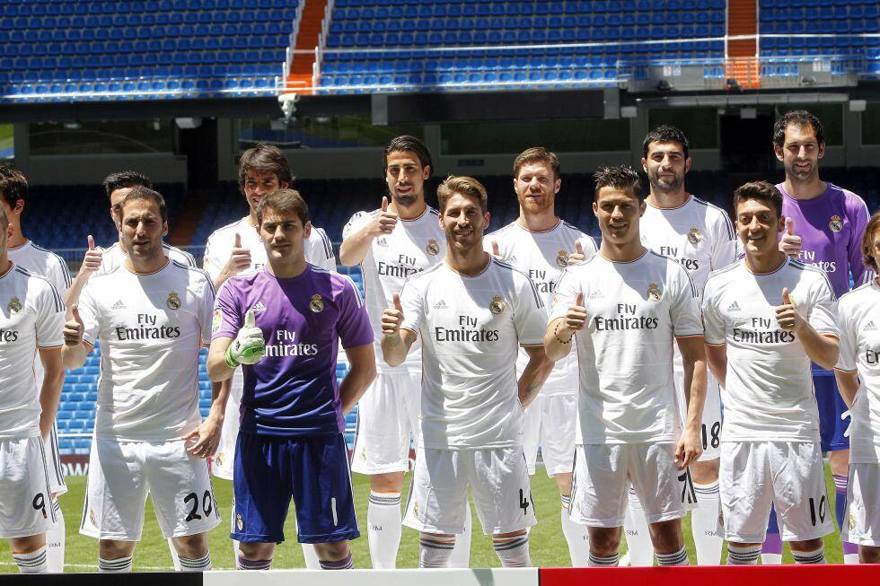 Nueva equipacion 2014-2015 - Página 2 Real_madrid_uniforme