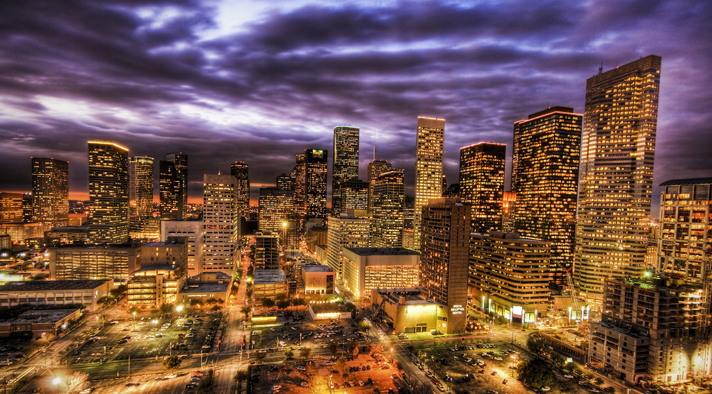 هوستن : الولايات المتحدة / Houston : United states Houston_at_night