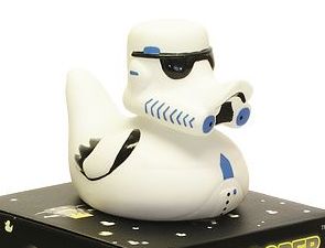 Des photos & vidéos pour rire ! ambiance STAR WARS - Page 7 Pondtrooper_star_wars_rubber_ducky