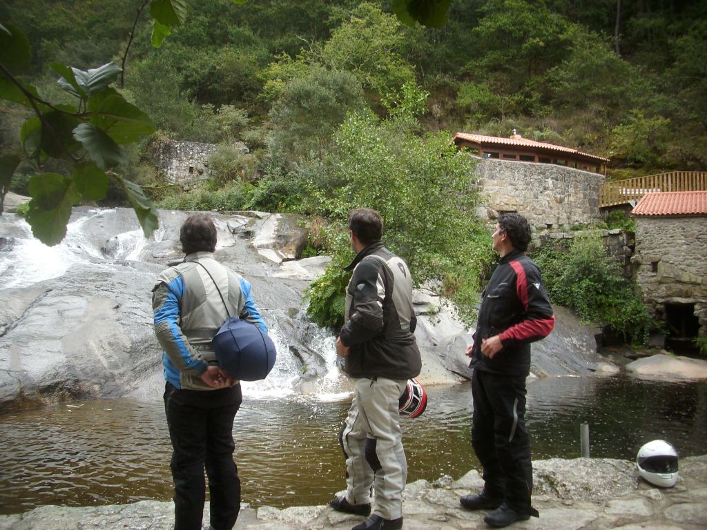 200km de ruta asfáltica y una crono de enduro……. Ru50