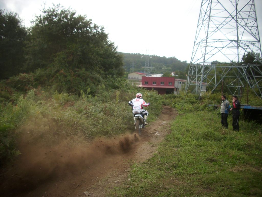 200km de ruta asfáltica y una crono de enduro……. Ru62