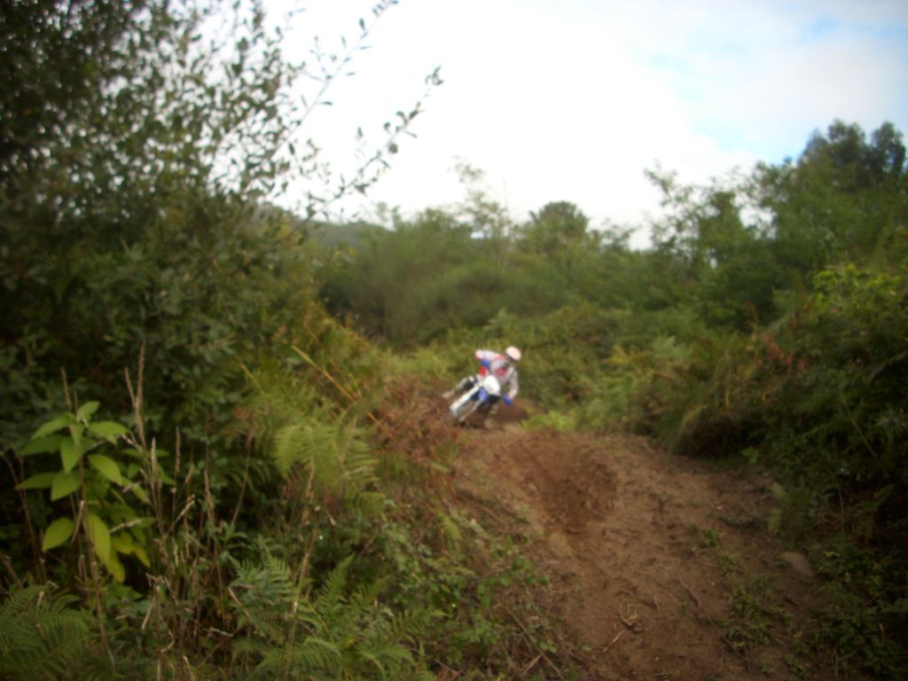 200km de ruta asfáltica y una crono de enduro……. Ru68